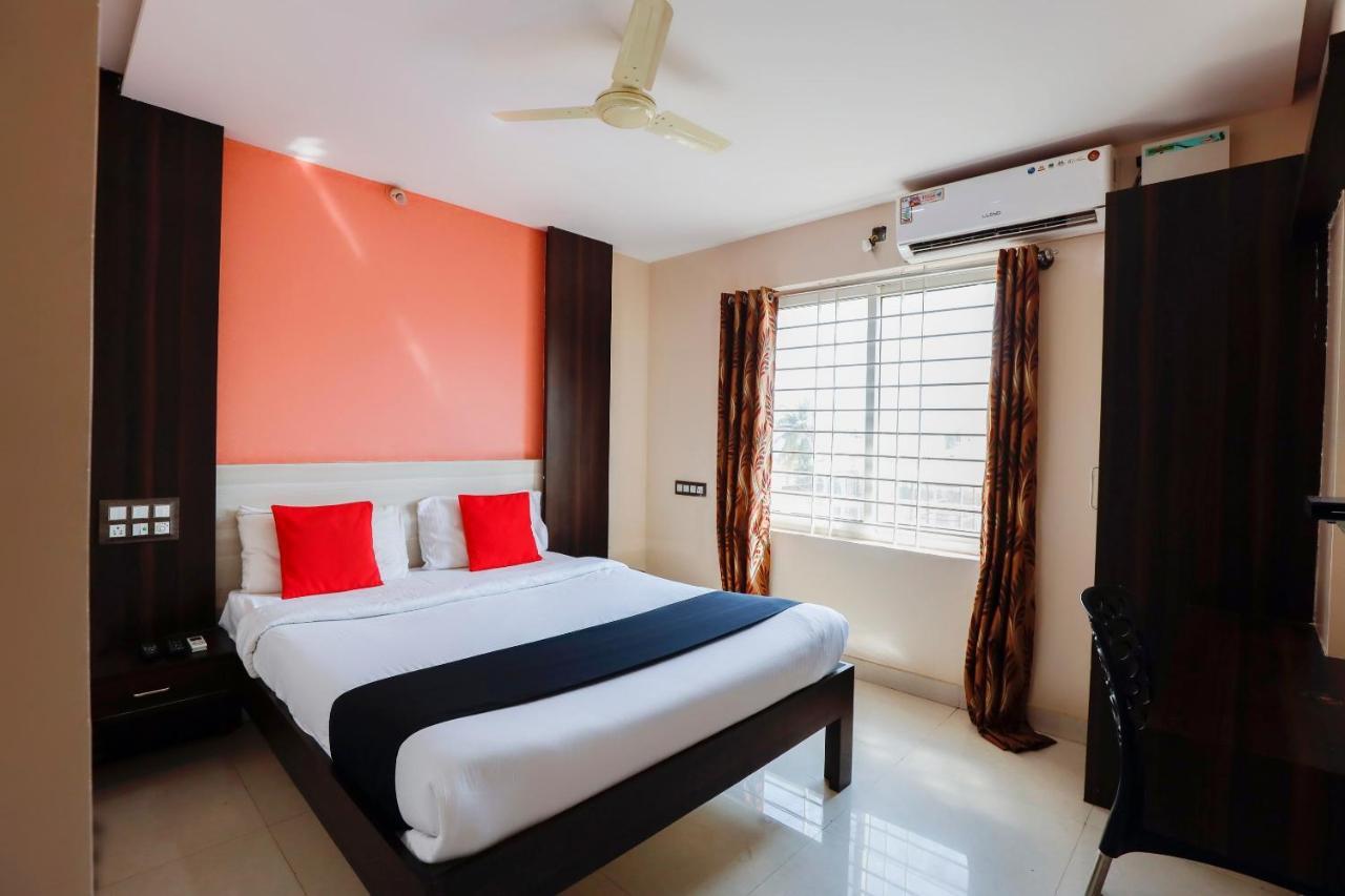 Capital O 70534 Habitat Suites And Rooms Бангалор Экстерьер фото